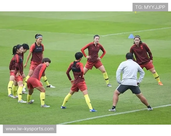 琑队如何推动女足青训与高校、企业实现深度合作，女足培训